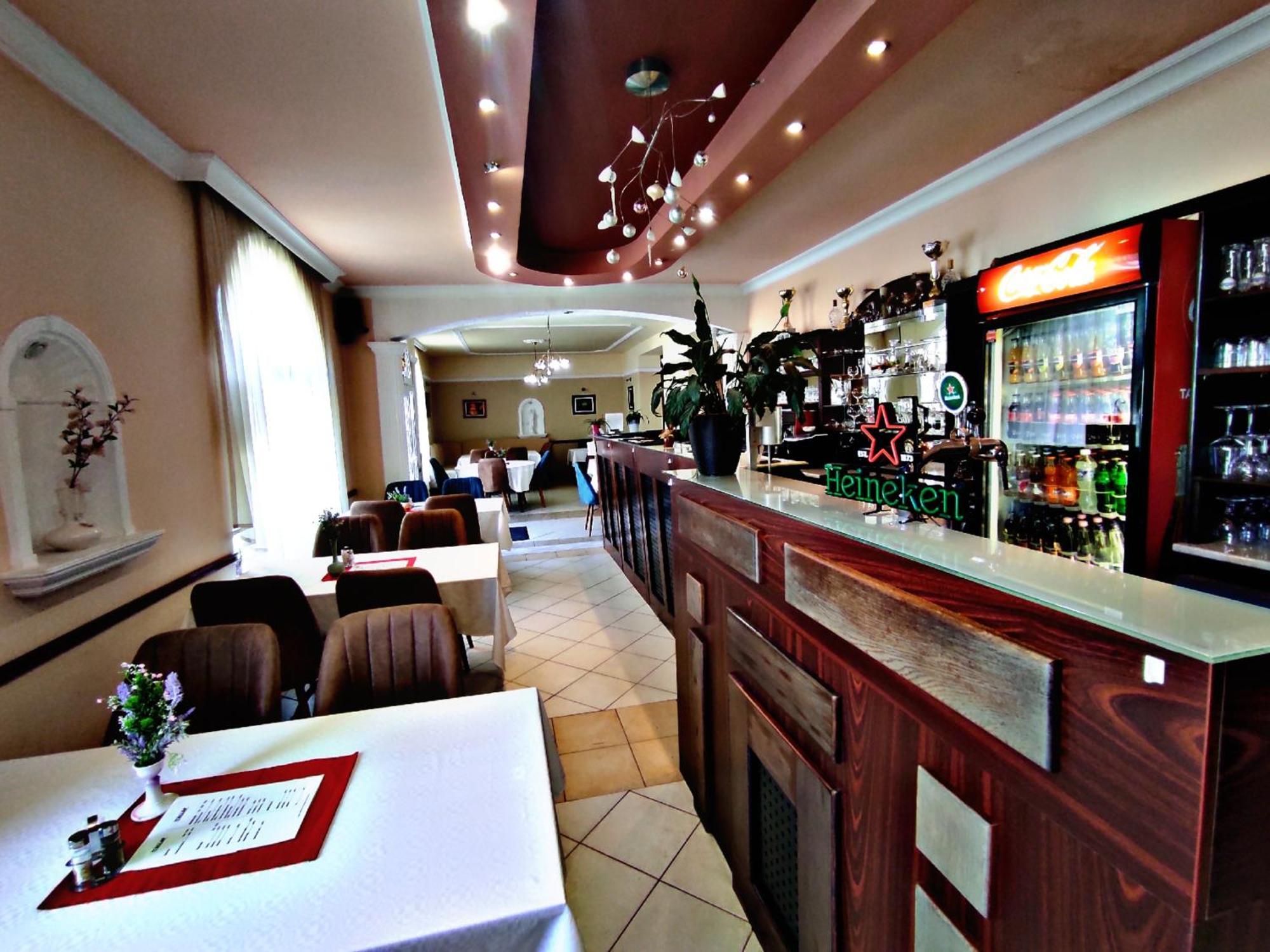 Atrium Hotel Harkány Exteriör bild