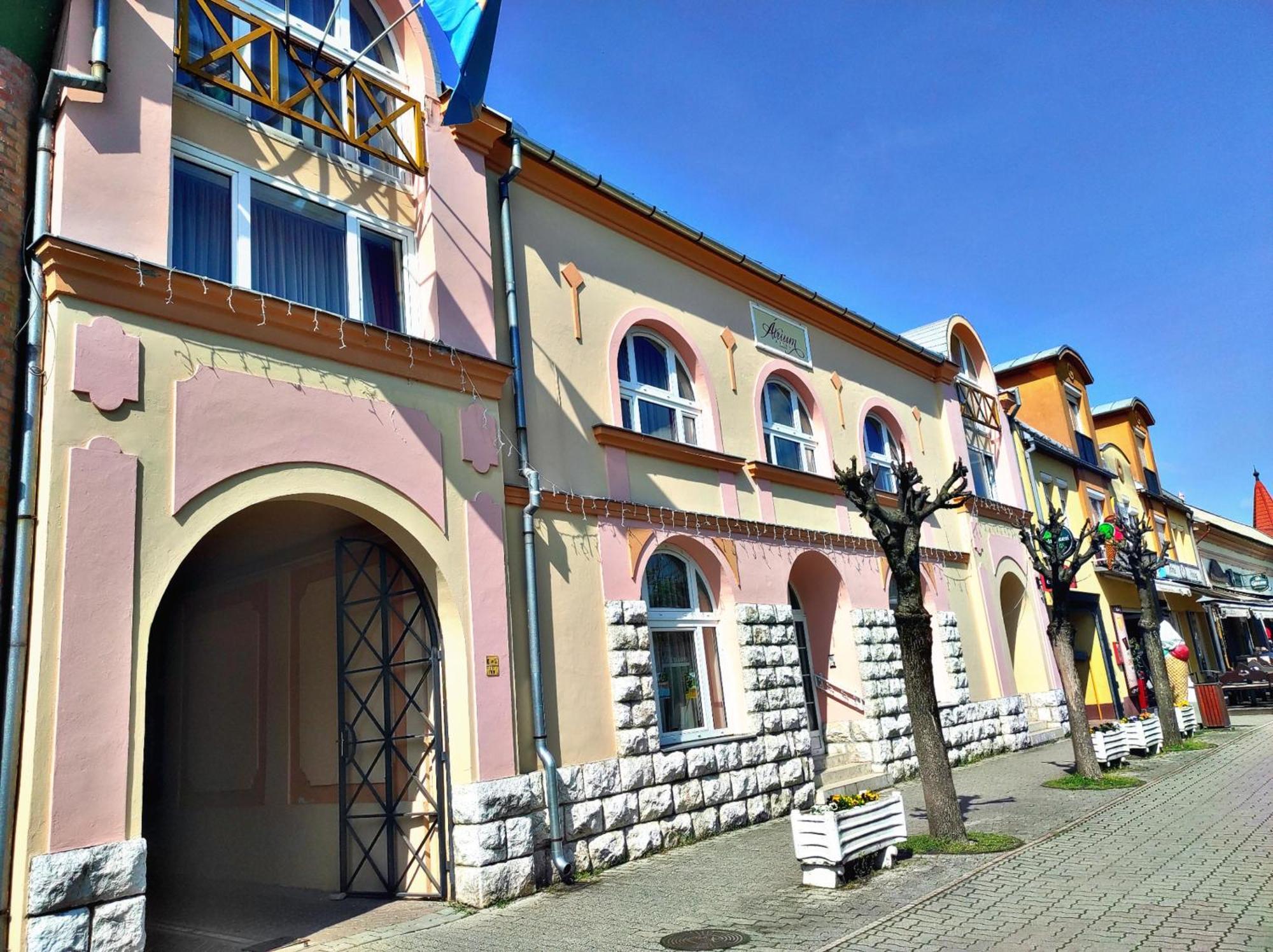 Atrium Hotel Harkány Exteriör bild