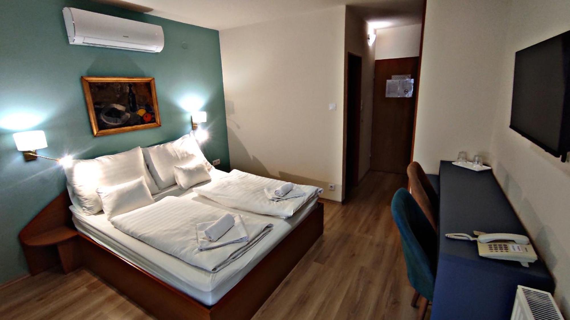 Atrium Hotel Harkány Exteriör bild